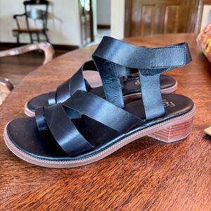 Franco Sarto Black Sandals with Cross-Strap Design